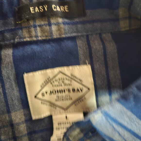 Blue Plaid Easy Care Button Up Shirt Size Large - Picture 3 of 3
